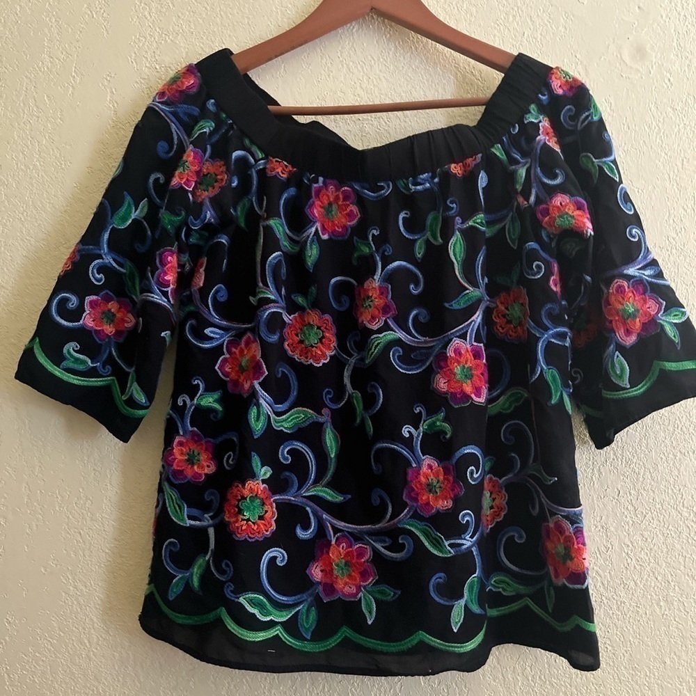 Karen Kane Embroidered Top!
